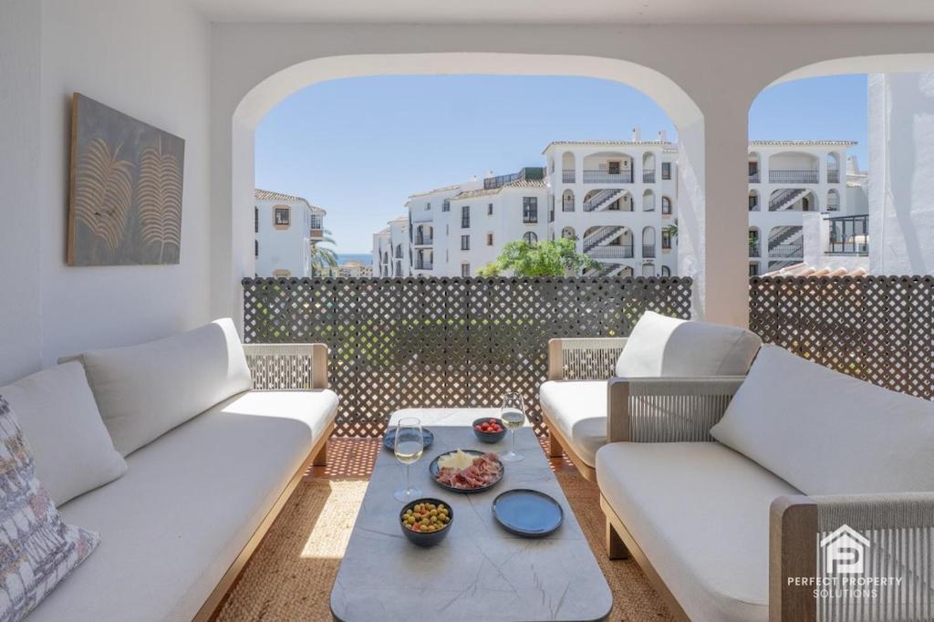 Riviera del Sol Stylish 2BR - Sea View Terrace - 2