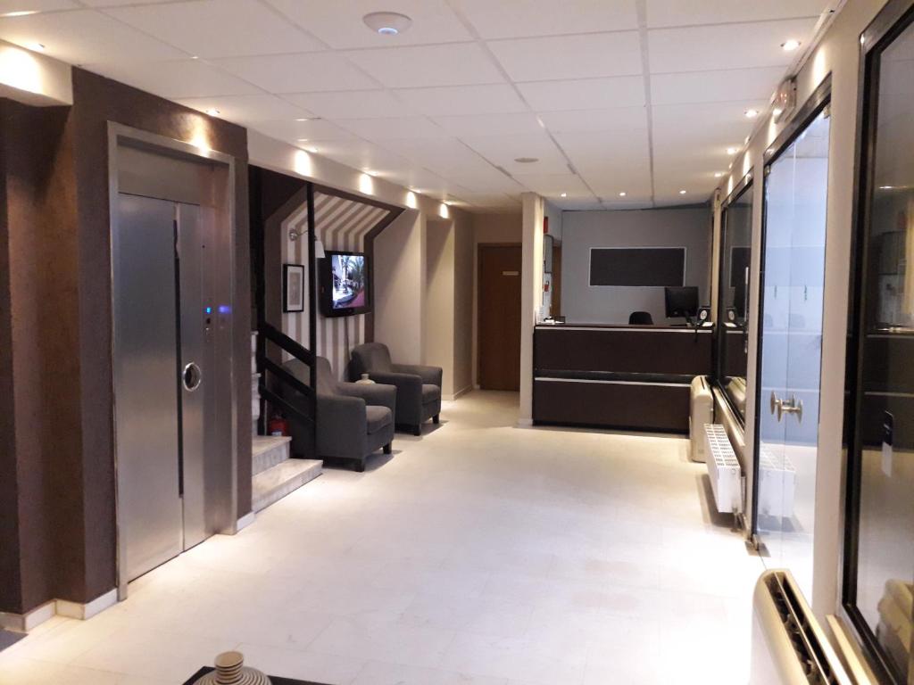 Apartment Hotel Athina photo