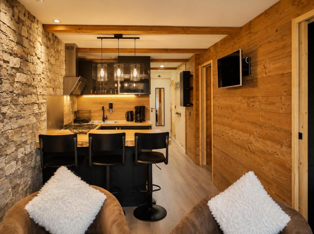 Residence La Vanoise - Appartement chaleureux ski aux pieds - 5