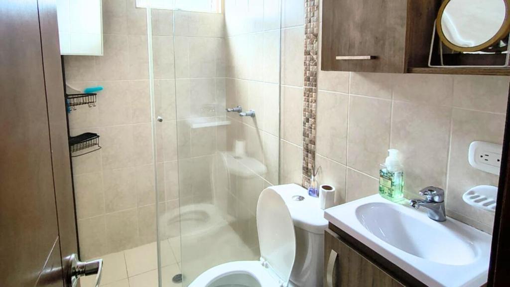 Acogedor apartamento cerca al Hospital San Pedro - 5