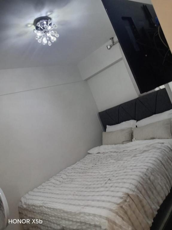 Soft Bed, Penthouse, Parking, 7 min Center - 5