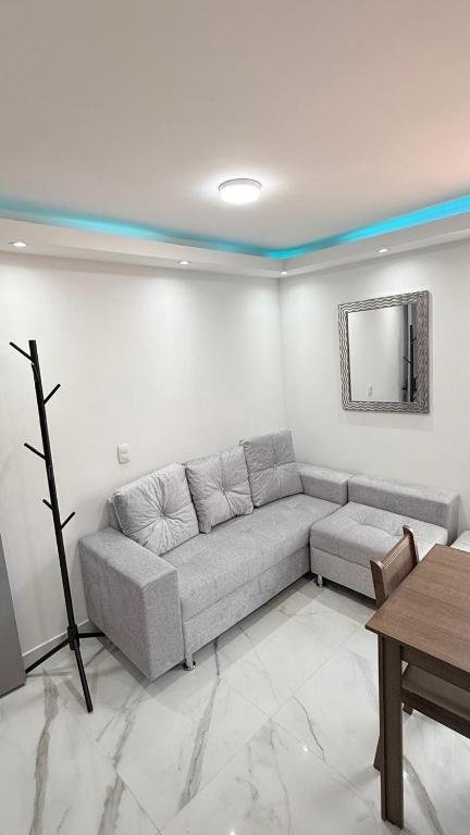 Modern & Luxury 3 bedroom apartment AC Parking - 3