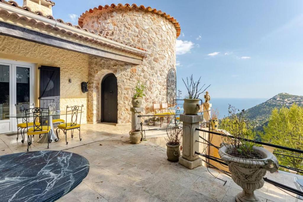 La Turbie Villa with Monaco Views, Pool & Sauna - 2