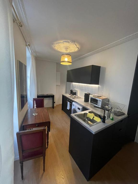 Appartement Parisien Chic et Lumineux - 4