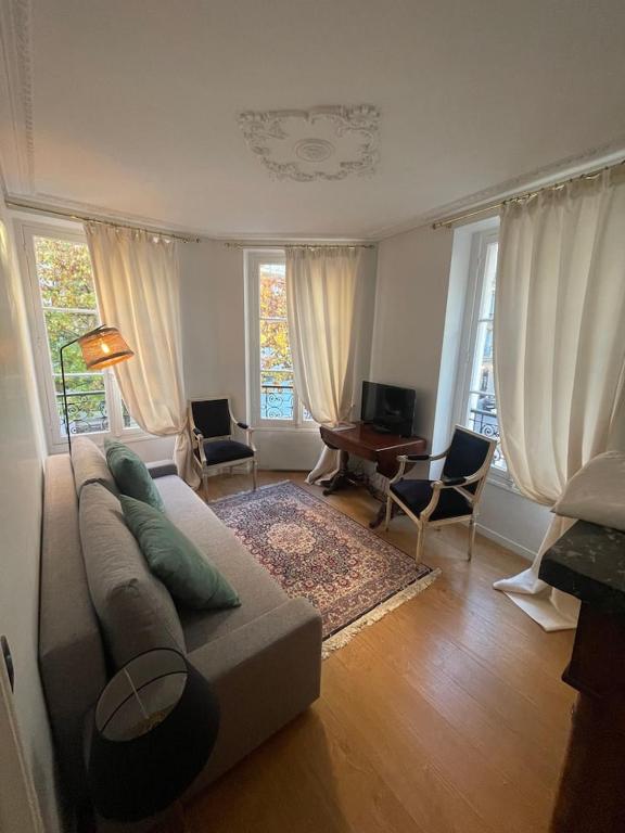 Appartement Parisien Chic et Lumineux - 1