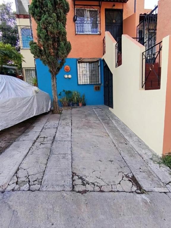 Casita Serenata, Perisur, Linea1Tren, Macrobus, CRIT - 3