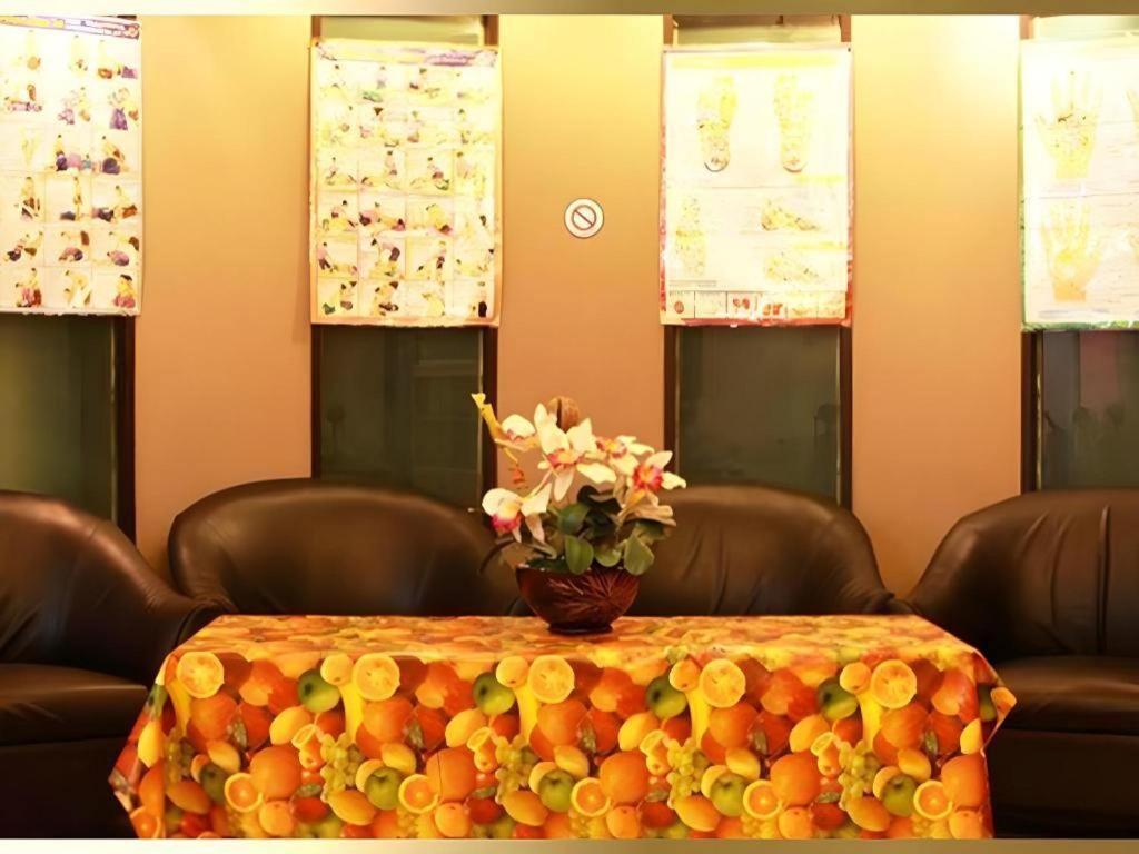 Pradipat Hotel
