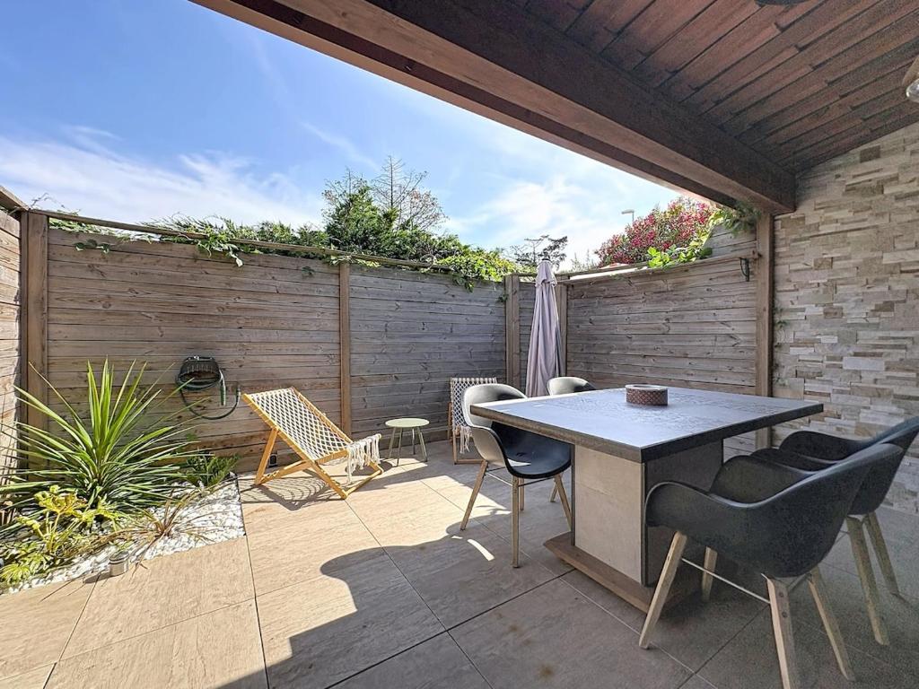 Modern Maisonette - 3