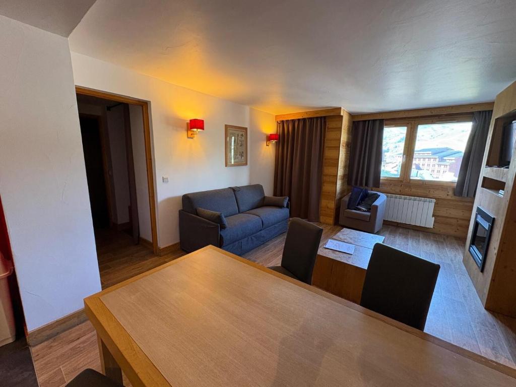 Résidence Le Centaure - Appartement avec beaux volumes · Ski aux pieds · Exposition sud MAE-0581 - 1