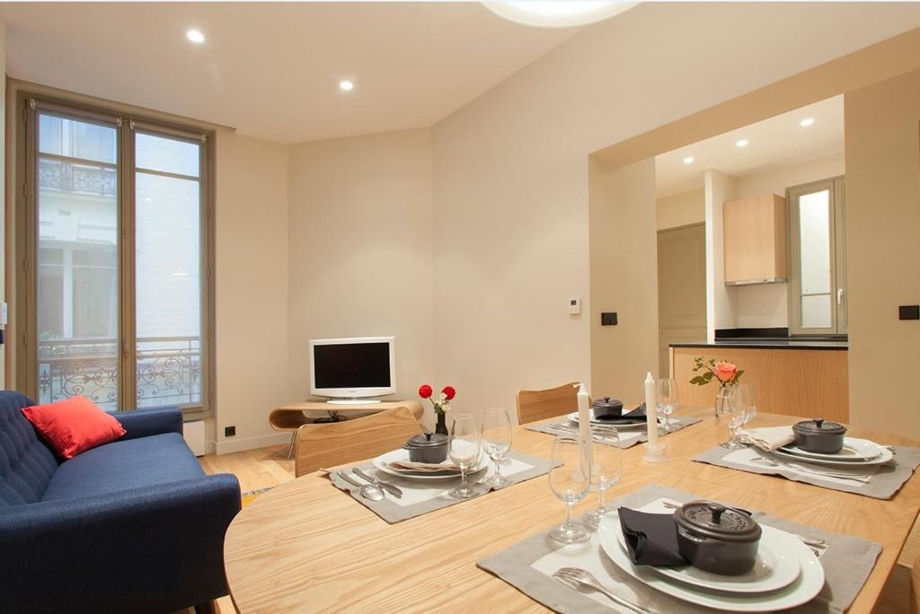Cosy 1BR apartment with AC, next to Avenue Montaigne - 2