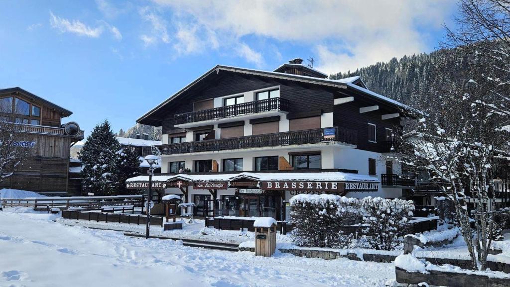 Résidence Lou Baitandys - Plein centre, skis aux pieds, vue dégagée sur pistes MAE-0851 - 3