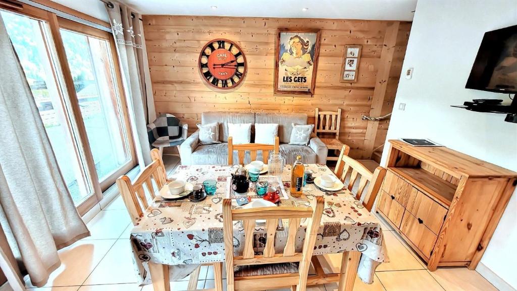Résidence Grange Du Chery Ii - Chaleureux duplex avec terrasse et vue – 3 pièces, MAE-1151 - 1