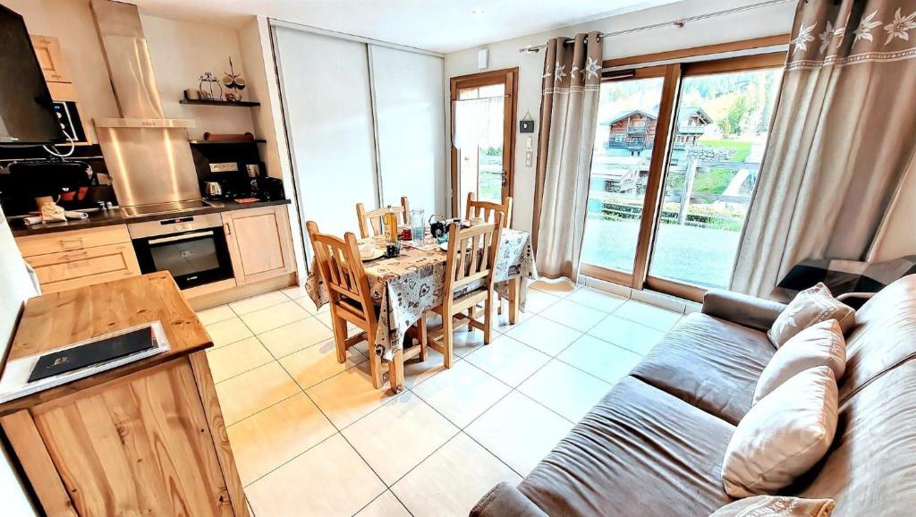 Résidence Grange Du Chery Ii - Chaleureux duplex avec terrasse et vue – 3 pièces, MAE-1151 - 5