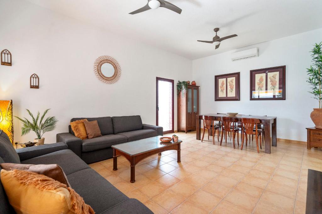 Casa Kiky, Boho-Chic Villa with Botanical Garden - 3