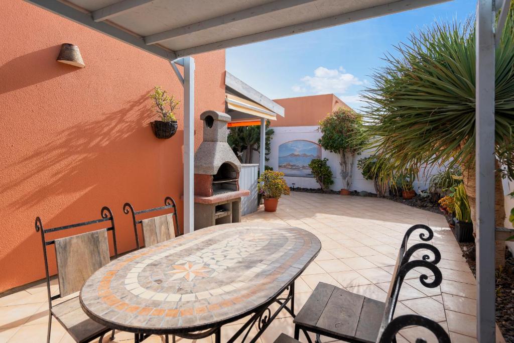 Casa Kiky, Boho-Chic Villa with Botanical Garden - 2