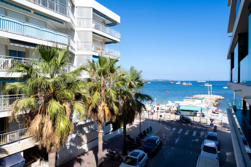 LE PALM BEACH aperçu mer avec balcon et proche des plages - 5