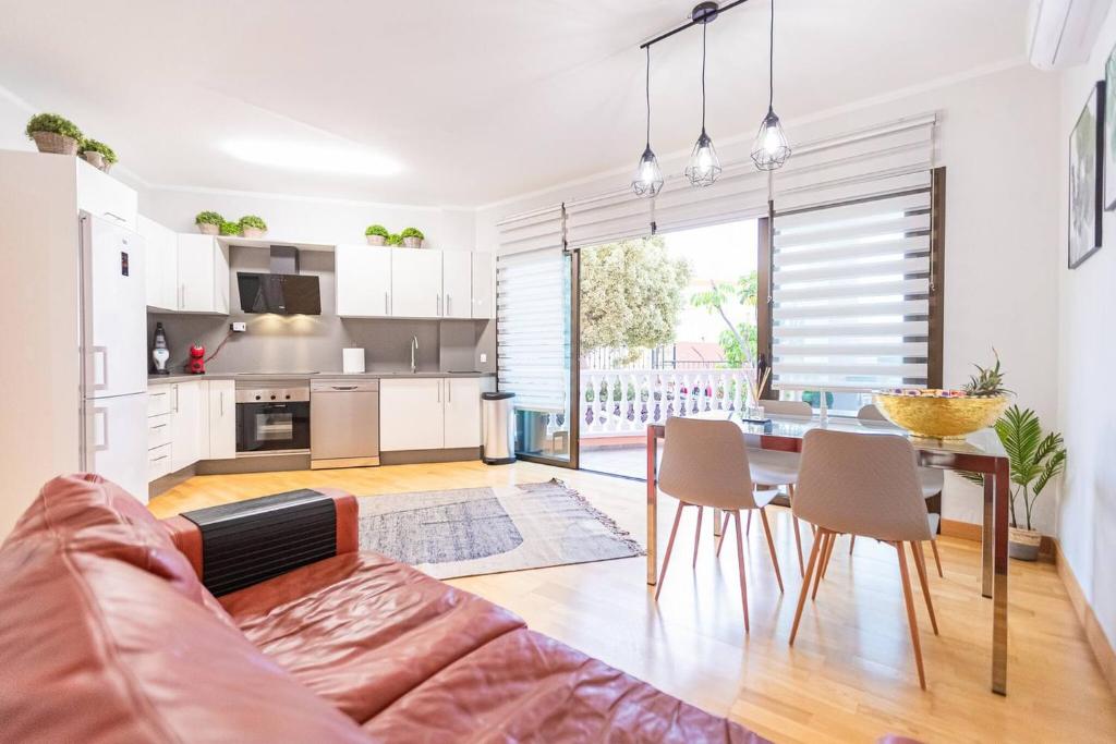 Amazing Duplex with panoramic ocean views - 3