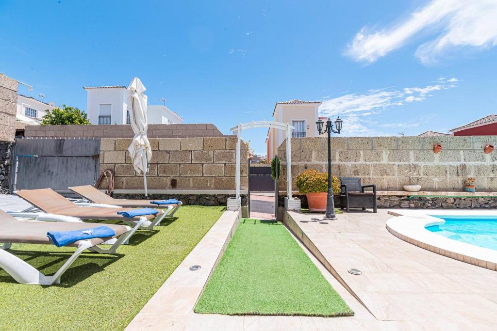 Cozy villa in Madroñal de Fañabe with large private pool - 4