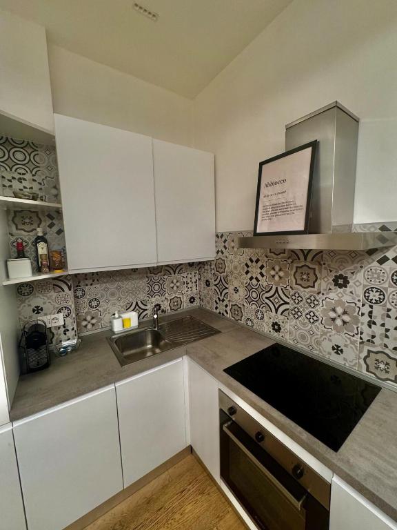Modern Design Apartment - Near Metro & City Center - 5