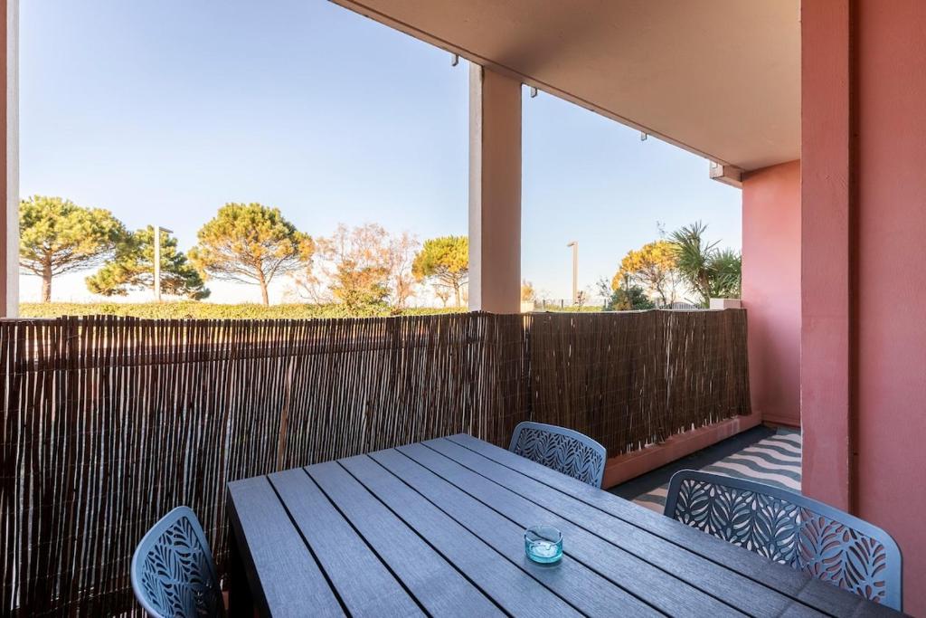 Océan et Golf - Aperçu Océan, balcon, piscine et parking - 5