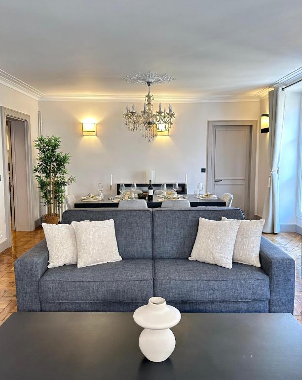 Luxembourg Gardens Prestige flat for 8 lift 4 BR - 2