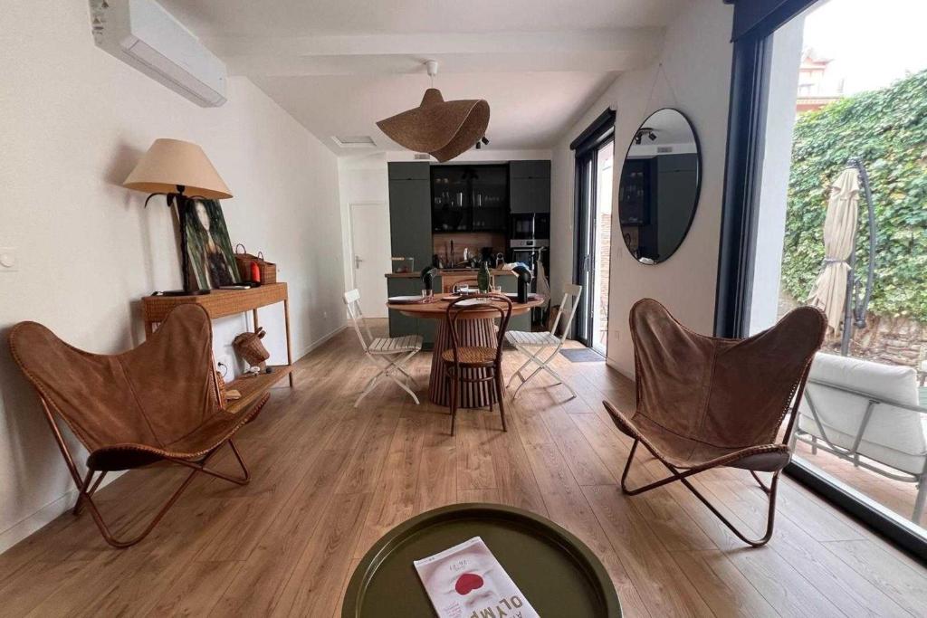 Renovated house in Arcachon center with patio - 4