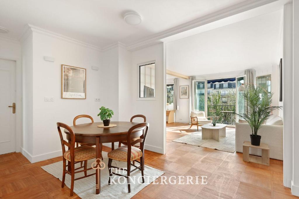 Elegant pie -a terre boulevard Exelmans - 5