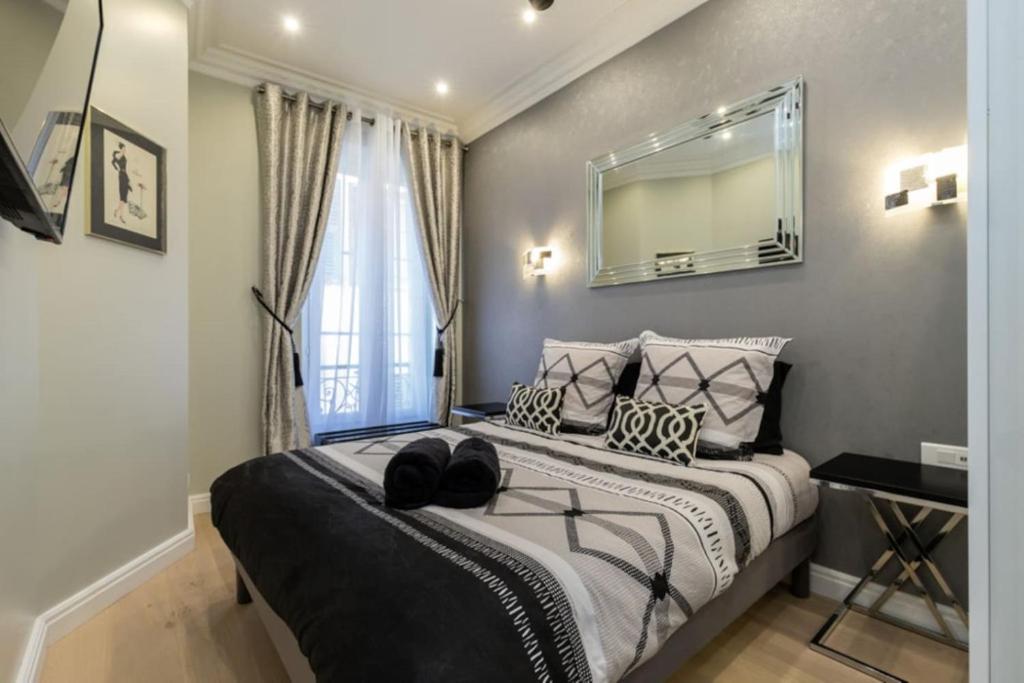 Mobility Lease 2br 2ba 2 kitchens 2 balconies in Old Town - 3