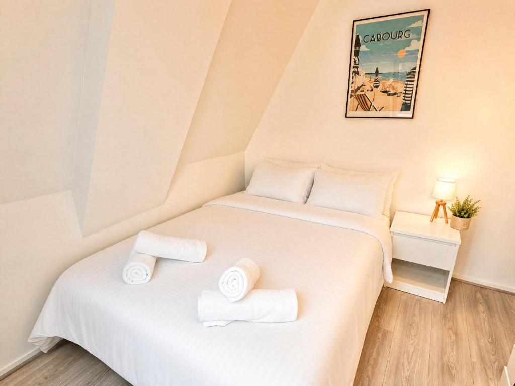 2 Bedrooms Seaside, Wifi & Linen, Equipped Kitchen - 5