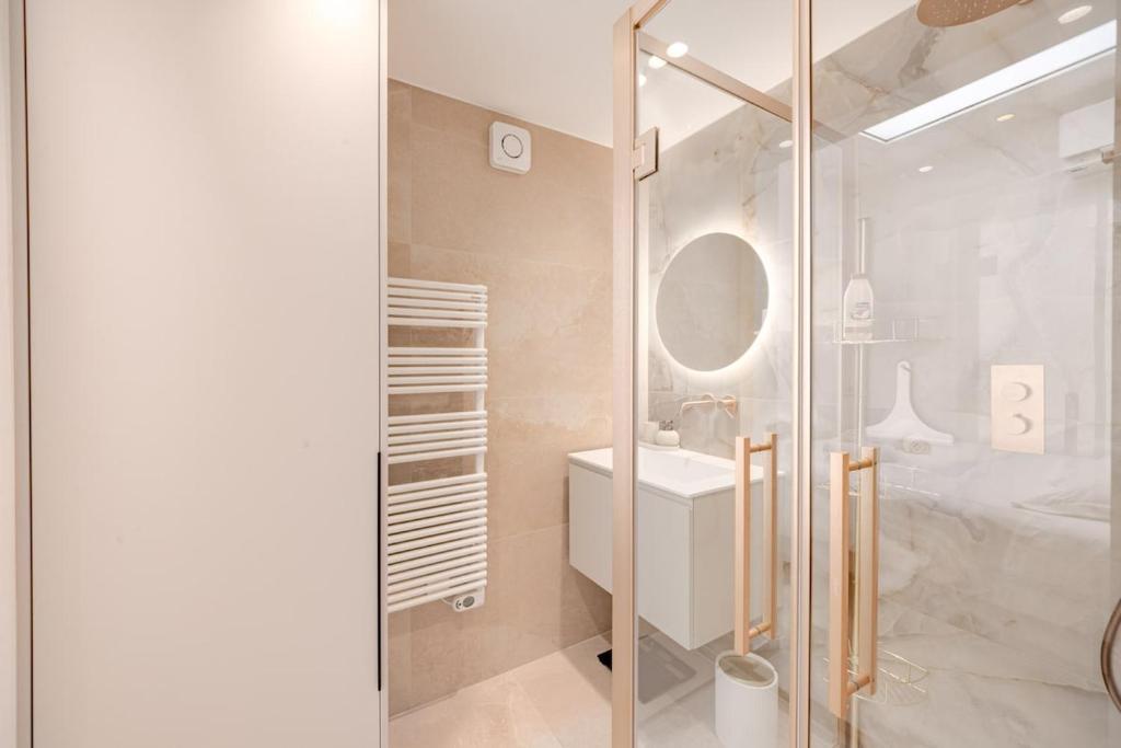 Cannes - Beautiful Apartment - 3 bedrooms - 3 bathrooms - 5CV - 4