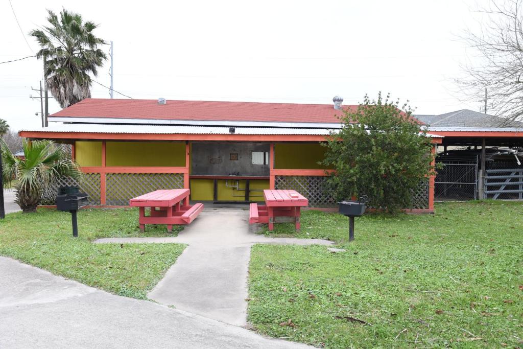 Gulfway Motel and Restaurant photo