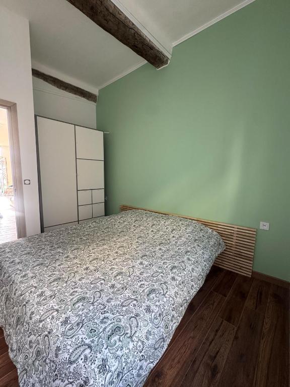 Fully renovated 2 bedrooms in Antibes Old City - 5