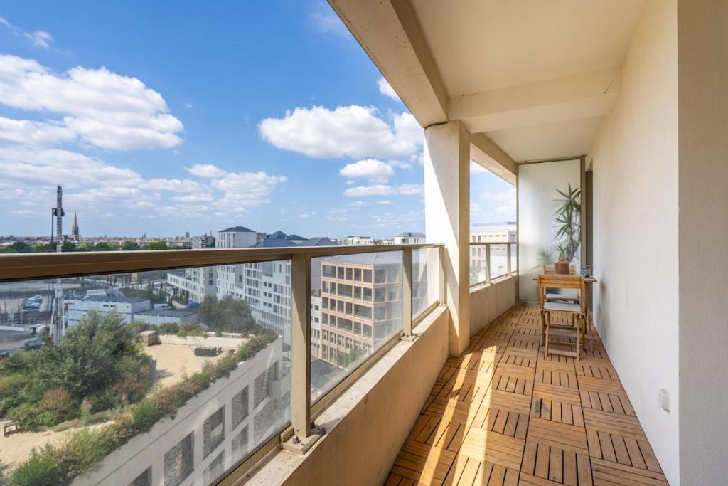 Vue Garonne Balcon Parking privé T2 lumineux - 5