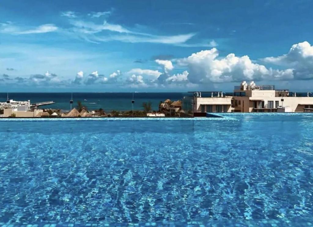 Playa Retreat with Pool, near 5th Avenue & beach - 1