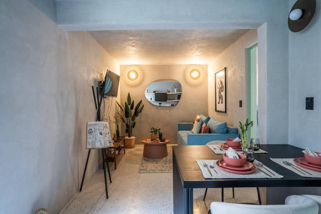 Charming Cozy Apartment in the Heart of Coyoacán - 1