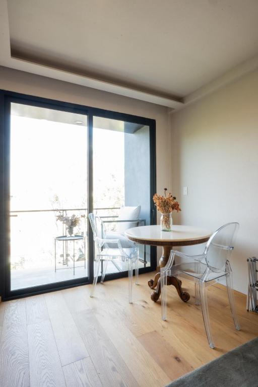 Stylish Studio with Private Balcony in Roma Norte - 4