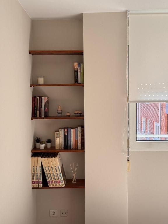 Cozy Apartment - 1 min to San Lorenzo Beach, Gijon - 4