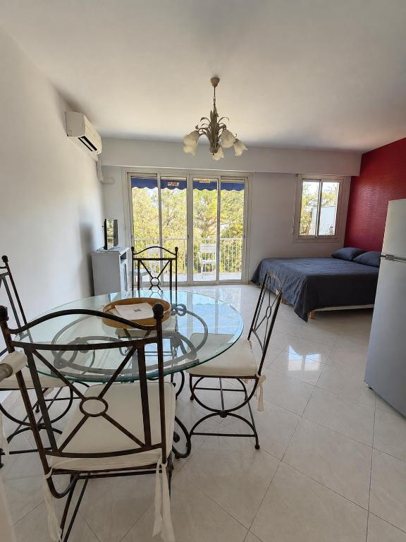 Studio avec terrasse à Beaulieu-sur-Mer, à 5 min de la plage - 1