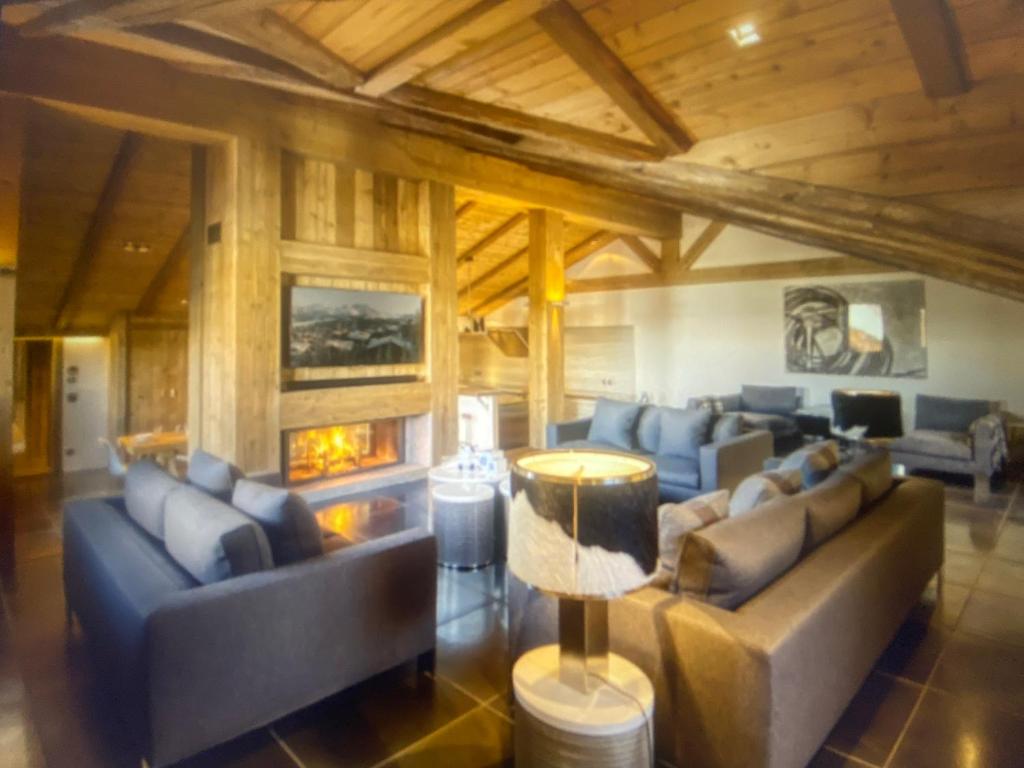 proche des pistes st christophe - 1