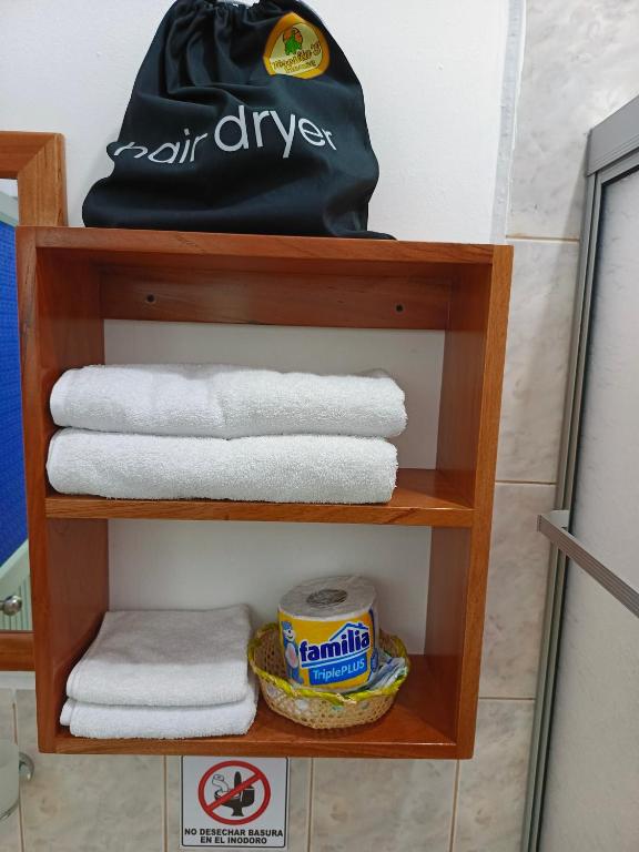 Departamento Independiente con cocina y baño privados - 3