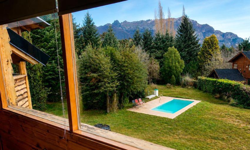 Casa Patagónica con Pileta - Jardín, Bosque y Montañas - 3