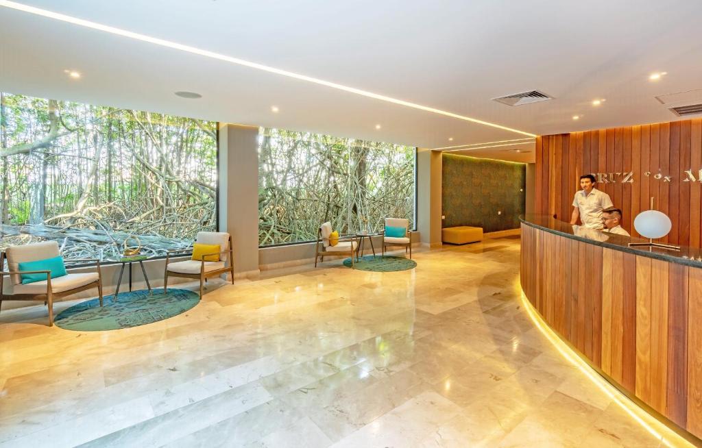 Mamita's Beach Designer Penthouse private Deck - 2