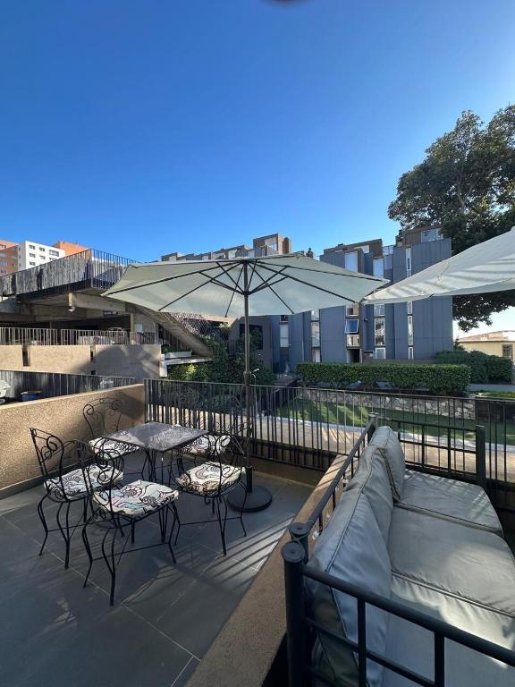 Loft Cerro Alegre con Piscina, Terraza y Estacionamiento 8P - 3