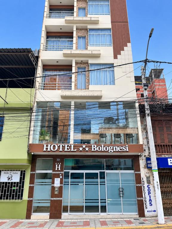 Hotel Bolognesi Tumbes - 1