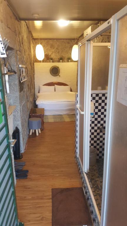 Jiufen Walk Inn 3x3 photo
