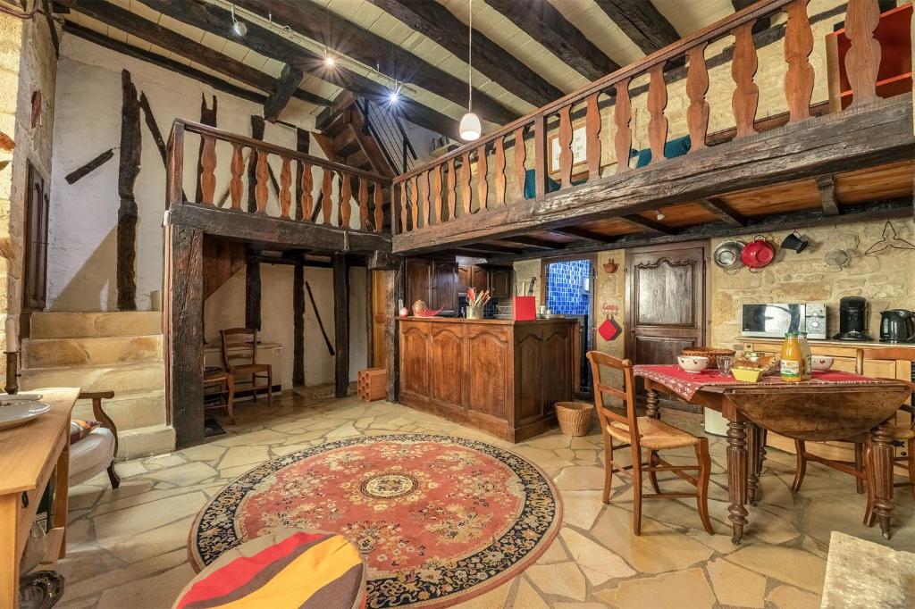 Le Petit Château - centre de Sarlat - 2