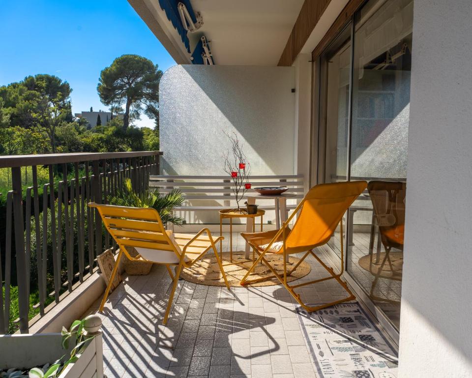 Pool, 3 bedrooms, baby amenities - 3