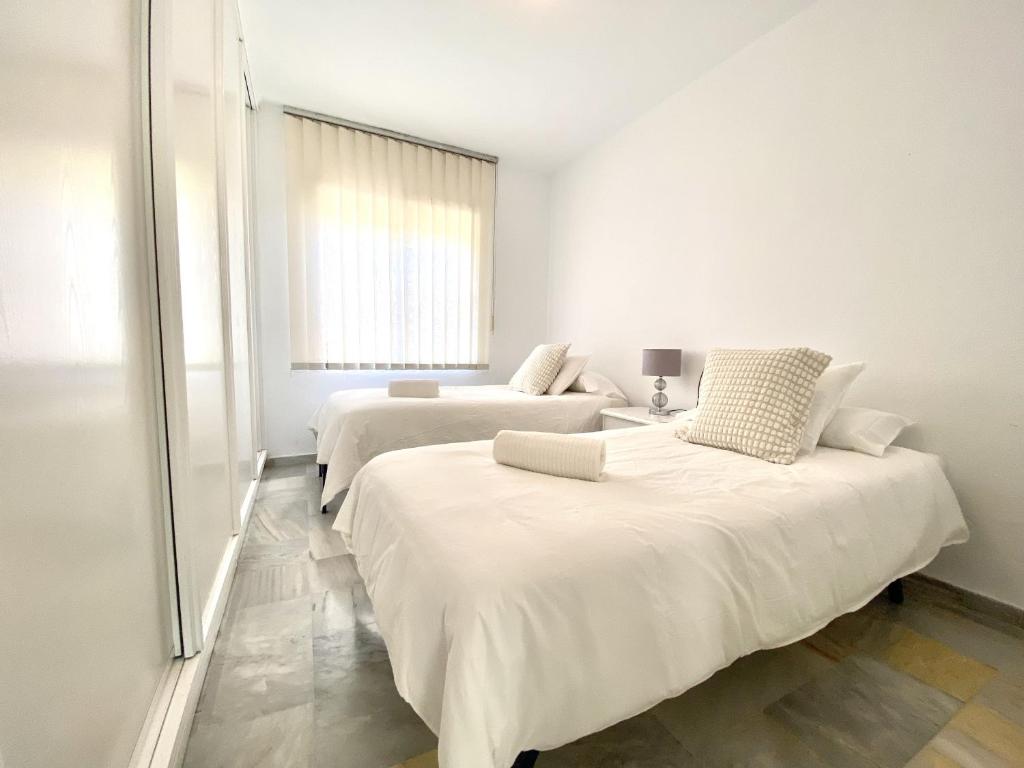 Luminous Apartment in Riviera Del Sol - 4