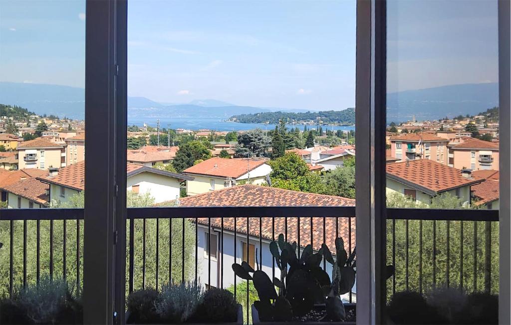 1 Bedroom Stunning Apartment In Salò - 4