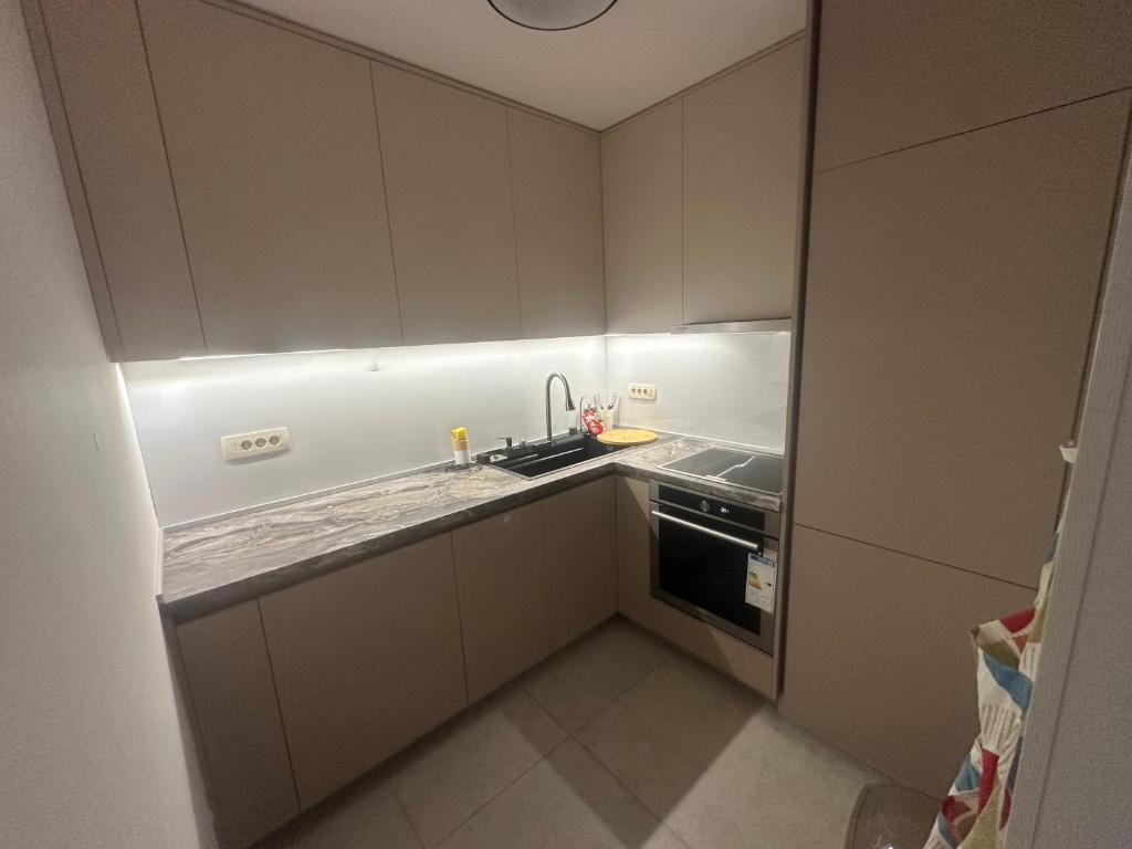 Boulevard's apartment - 2